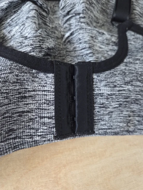 Motherhood Black And White Nursing Bra 1X - Picture 6 of 8